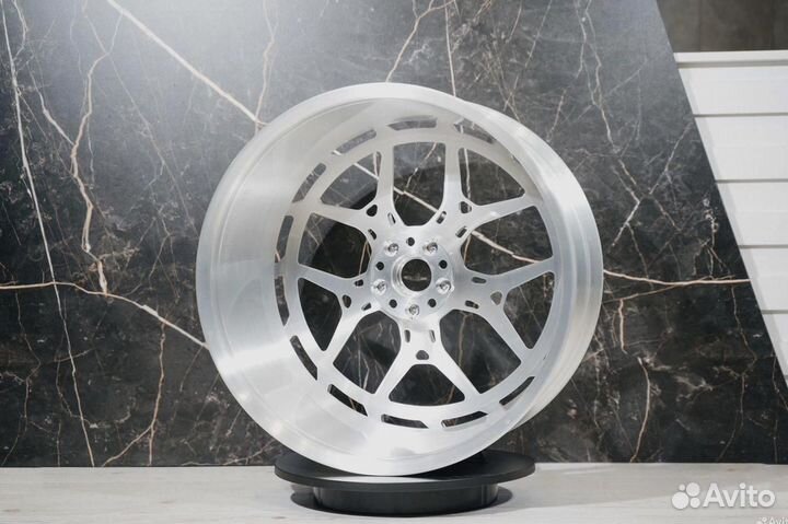 Кованые диски R22