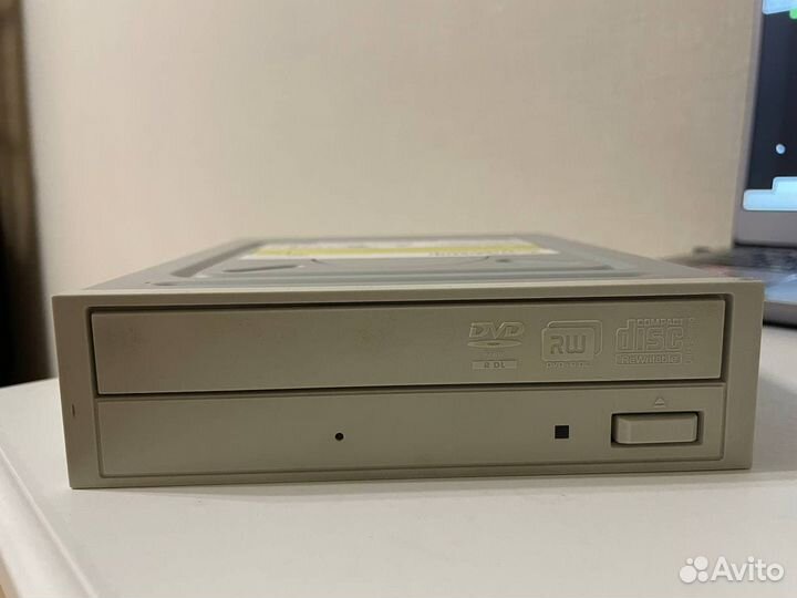 Оптический дисковод