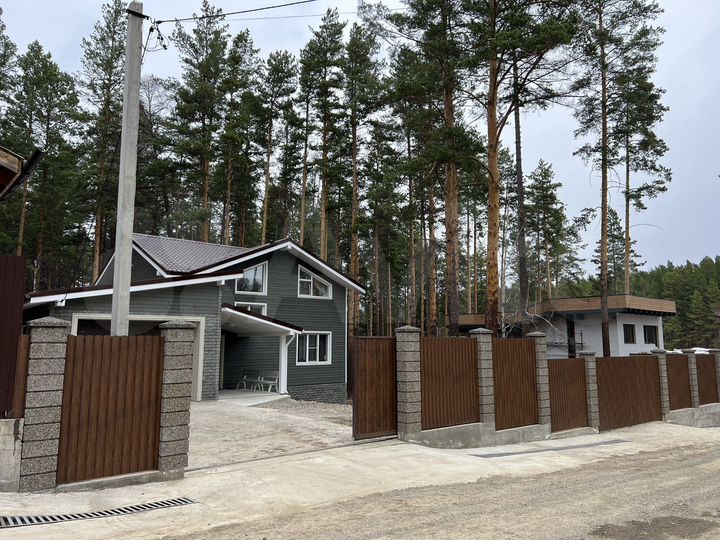 Коттедж 140 м² на участке 12,8 сот.