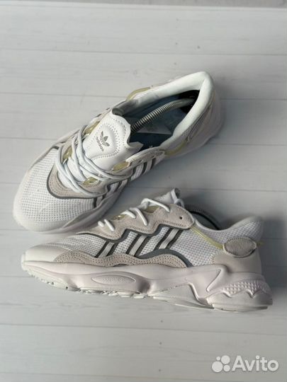 Кроссовки Adidas Ozweego