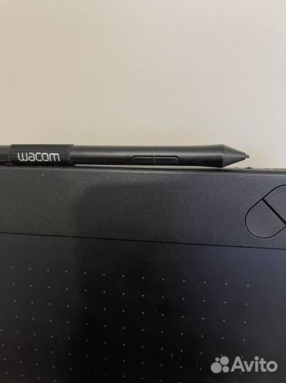 Графический планшет Wacom intuos pen touch