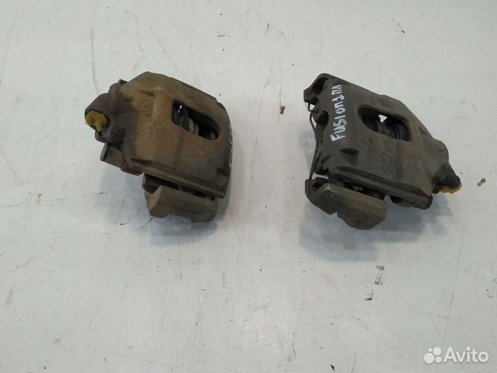 Ford Fusion Fiesta суппорт тормозной передний