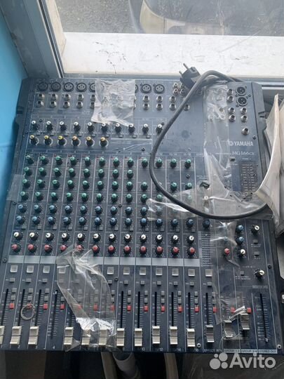 Микшерный пульт