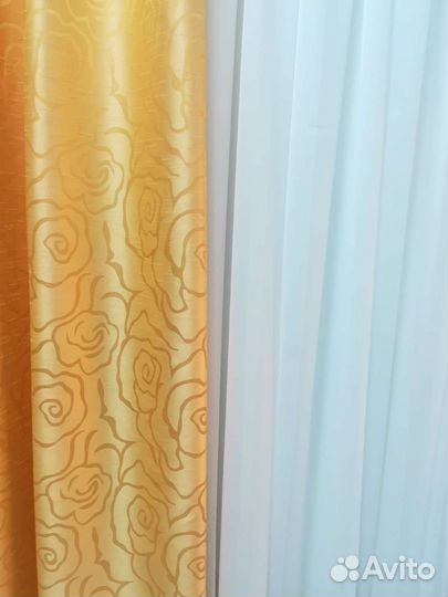 Портьера с испанскими розами