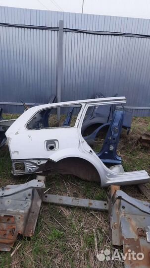 Заднее правое крыло на Шевроле Лачетти универсал