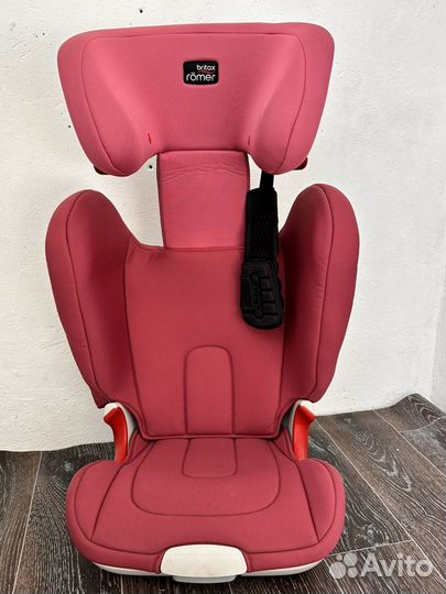 Автокресло britax romer kidfix xp 15-36