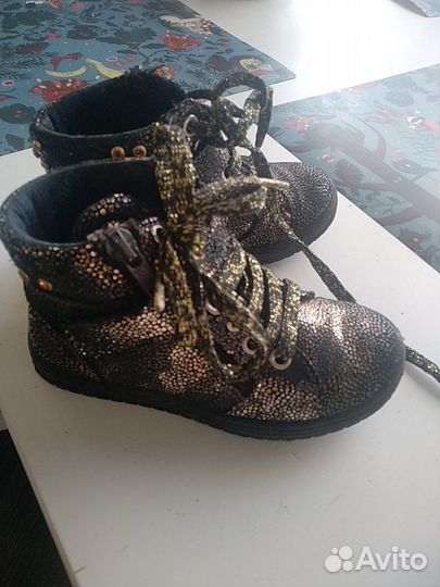 Ботинки минимен для девочки