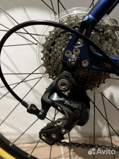 Boardman X7 Team Hybrid tiagra 2x10