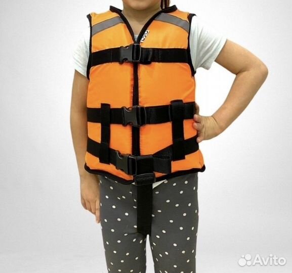 Спасательный жилет детский от3до 6 лет