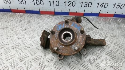 Ступица передняя правая nissan almera tino V10 (OM