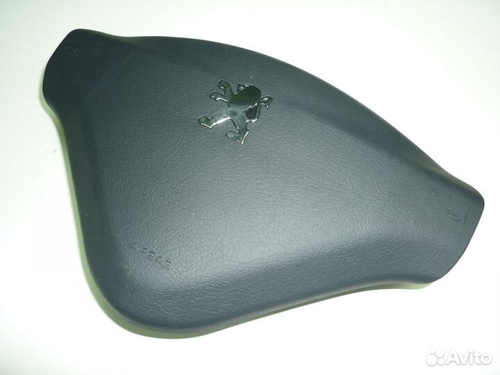 Крышка подушки безопасности руля Peugeot 207