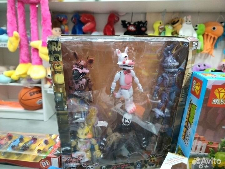 Фнаф 4 игрушки