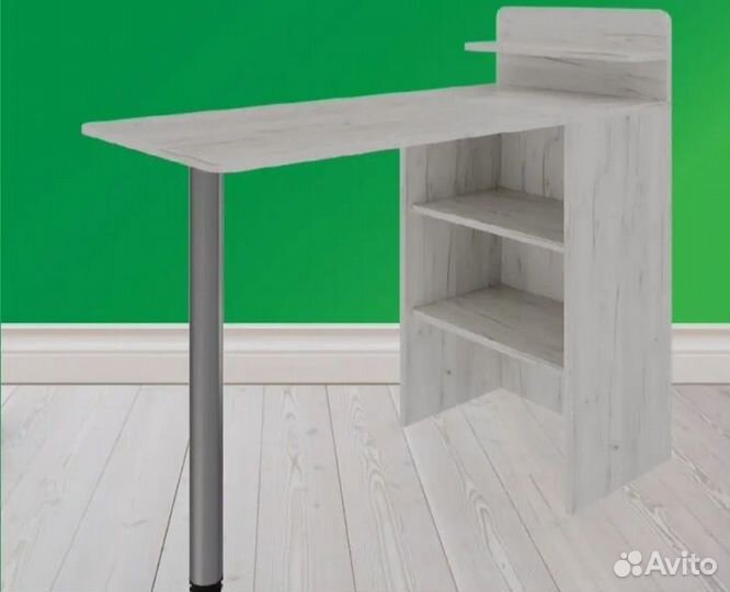 Маникюрный стол складной