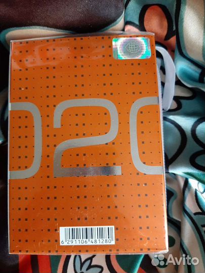 Molecule 02 Escentric Molecules