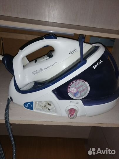Утюг с парогенератором Tefal