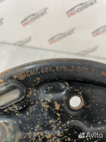 Пыльник тормозного барабана задний правый Skoda