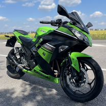 Мотоцикл Kawasaki Ninja ex300