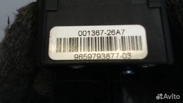 Кнопка стояночного тормоза Citroen DS4, 2011