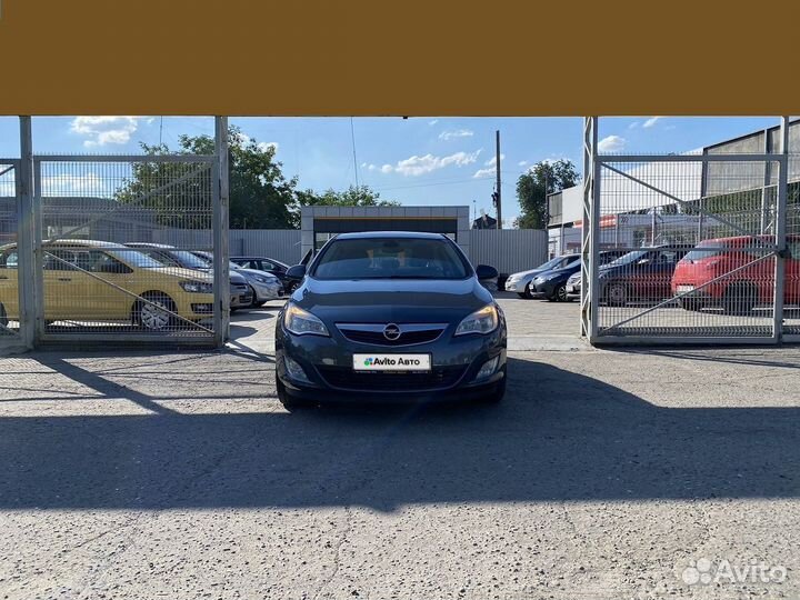 Opel Astra 1.6 AT, 2010, 176 350 км