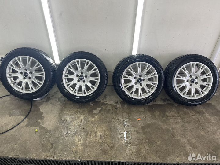 R16 Bridgestone Blizzak Ice 205/55, PCD 5x108 DIA 63.4