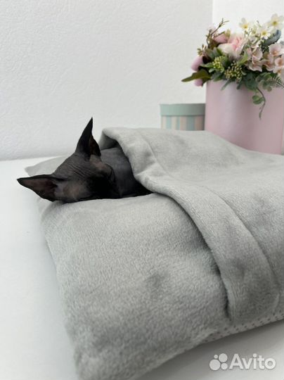 Лежанка норка для кошки