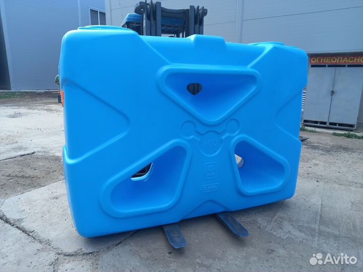 Прямоугольные баки для воды/топлива 2 куб