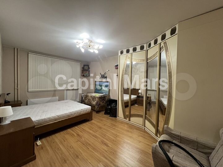 2-к. квартира, 60 м², 3/17 эт.