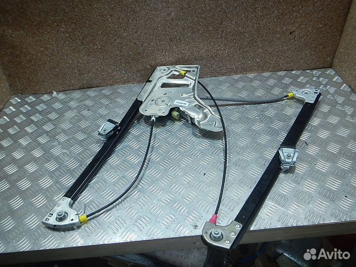 Стеклоподъемник электр.передний правый, Land Rover