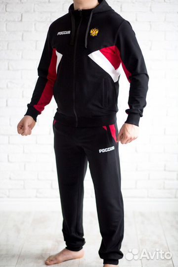 Мужской спортивный костюм с символикой Russia в че