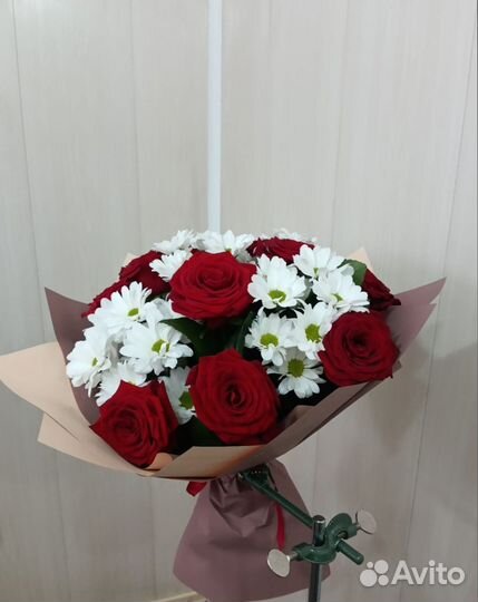 Букет цветов из Роз и Хризантем