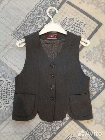 Школьный костюм для девочки 128