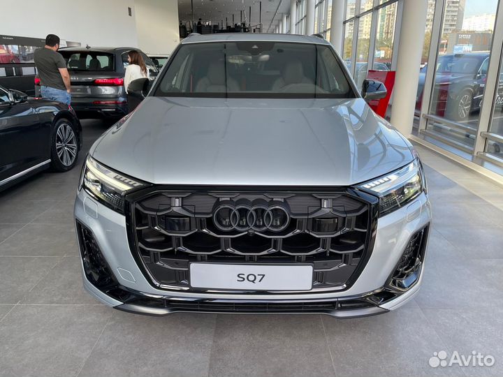 Audi SQ7 4.0 AT, 2024