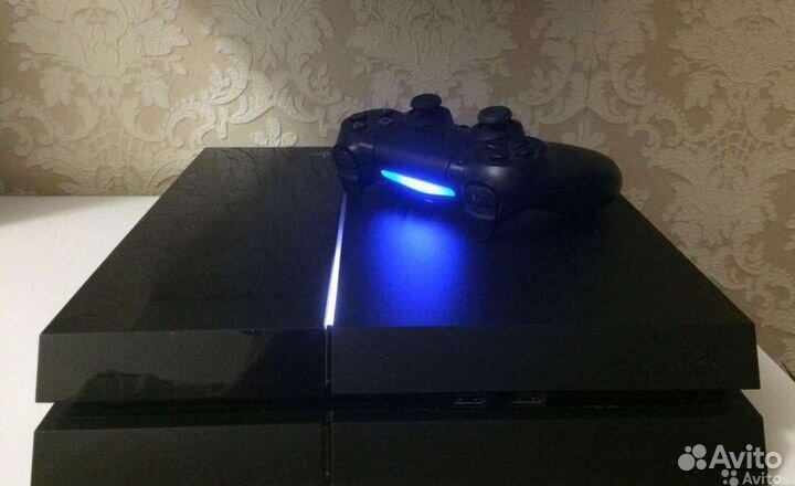 PS4 + игры
