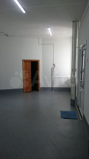 Торговая площадь, 18 м²