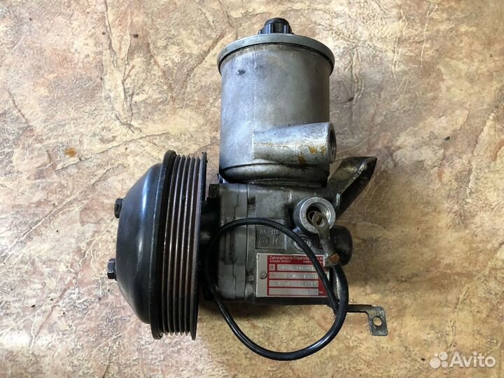 Гидроусилитель руля гур W124 оригинал