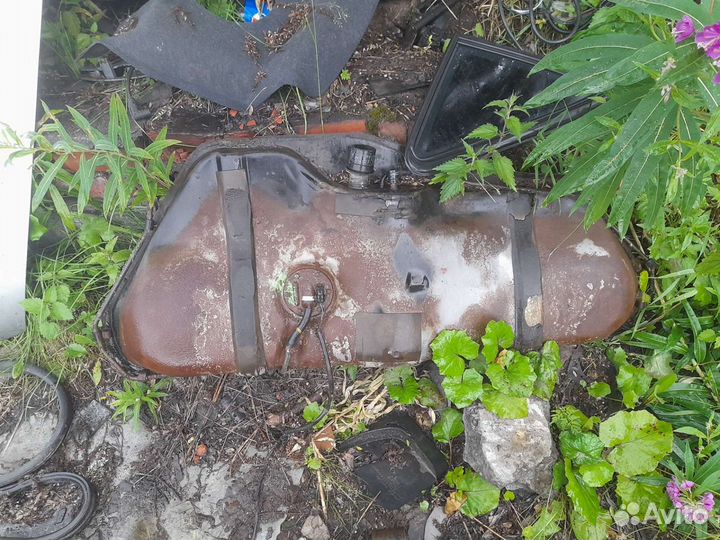 Топливный бак на daewoo nexia