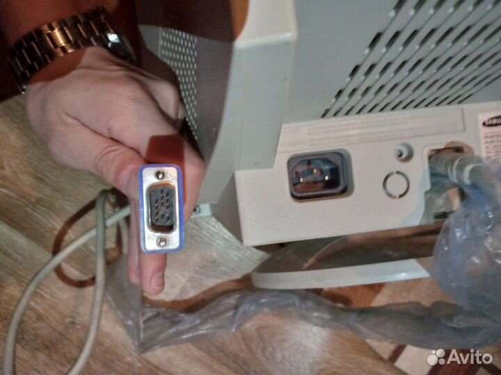 Монитор samsung SyncMaster 753DFX