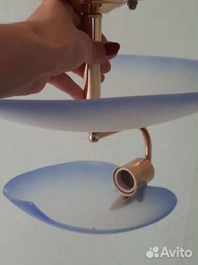 Люстры потолочные и настенные светильники(бра)