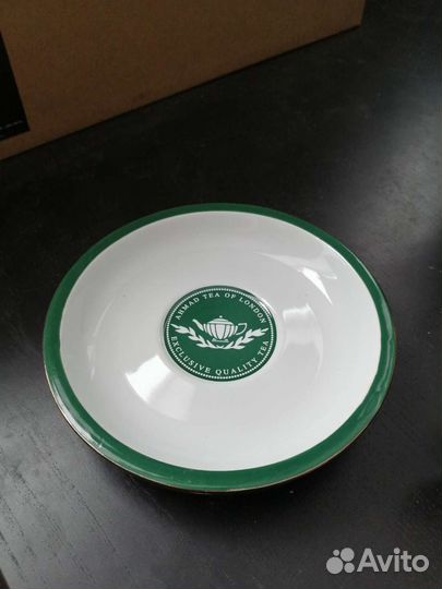 Кружки и тарелочки для чая