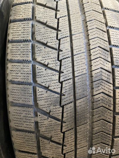 Bridgestone Blizzak VRX 235/45 R18 97