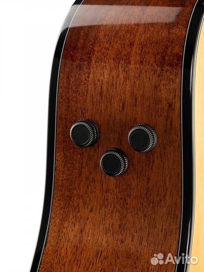 Электроакустическая гитара Cort Gold-mini-F-wcase