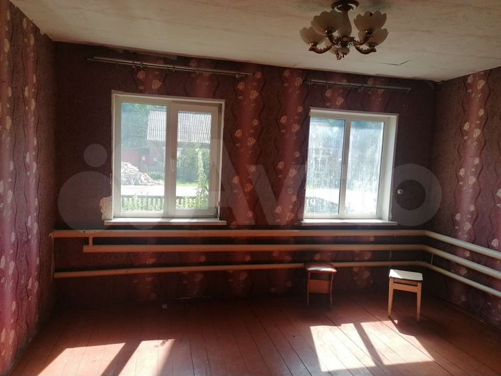 Дом 54 м² на участке 12 сот.