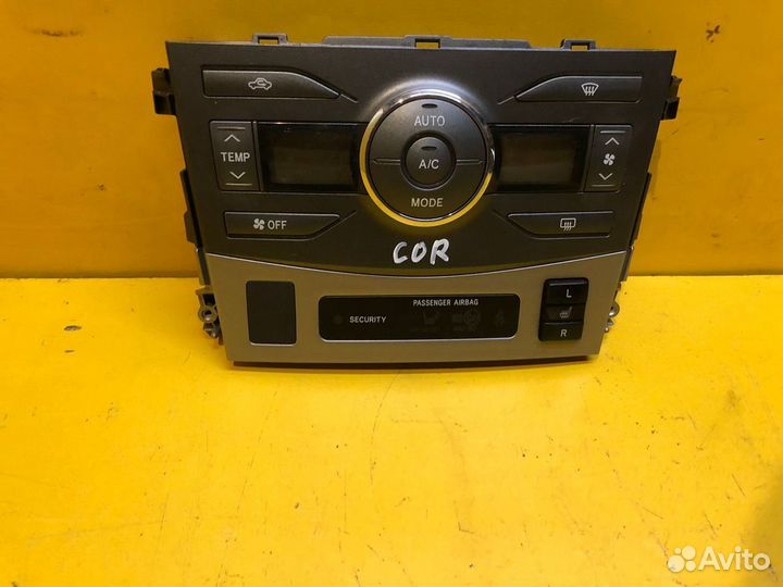 Блок управления климат контролем Toyota Corolla 15
