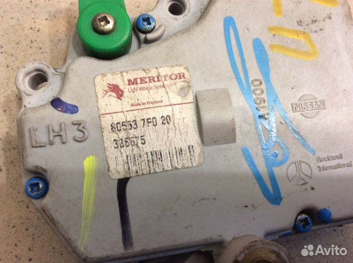 Активатор замка двери передний левый Nissan Patrol