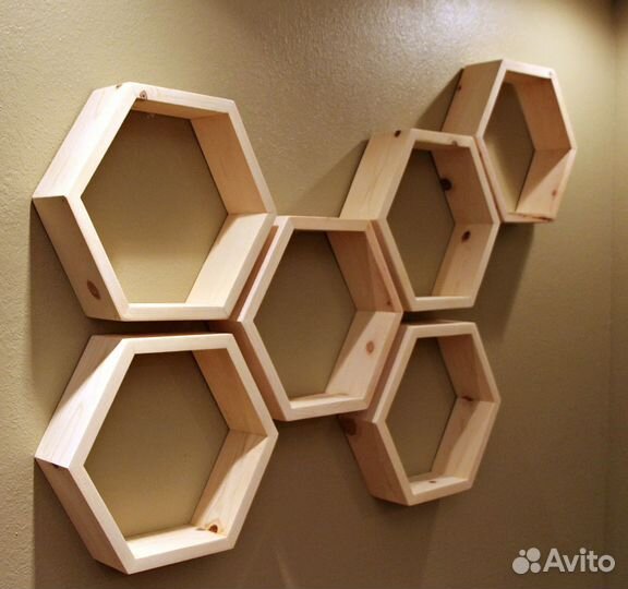 Полка настенная соты