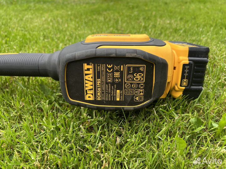 Триммер аккумуляторный dewalt