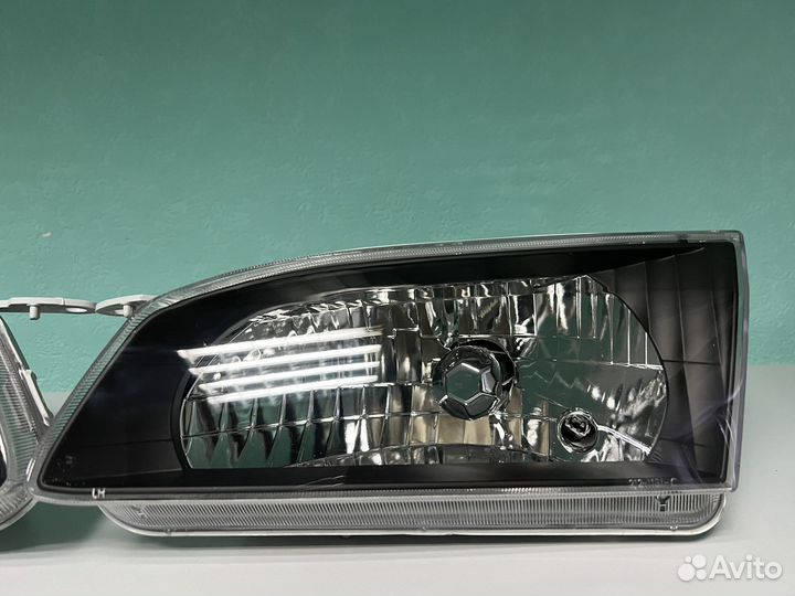 Фары Toyota Corolla 110 Чёрные 95-97гг