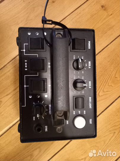 Генератор Profoto Acute2 2400