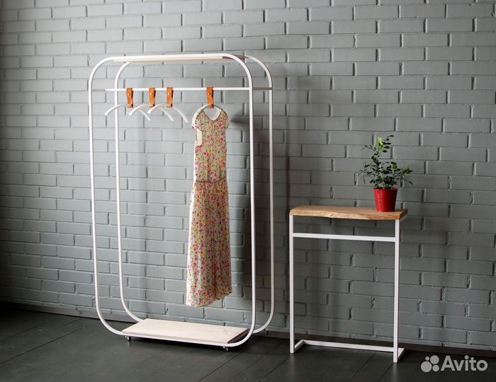 Вешалка напольная