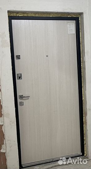 Дверь металлическая входная